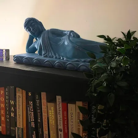 Bright & Spacious 2-bed Townhouse Nyaraló