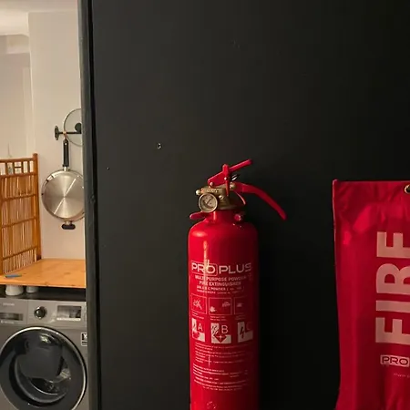 Bright & Spacious 2-bed Townhouse Nyaraló Waterford