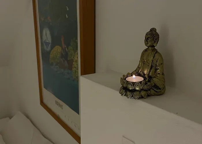 Bright & Spacious 2-bed Townhouse Вотафорд